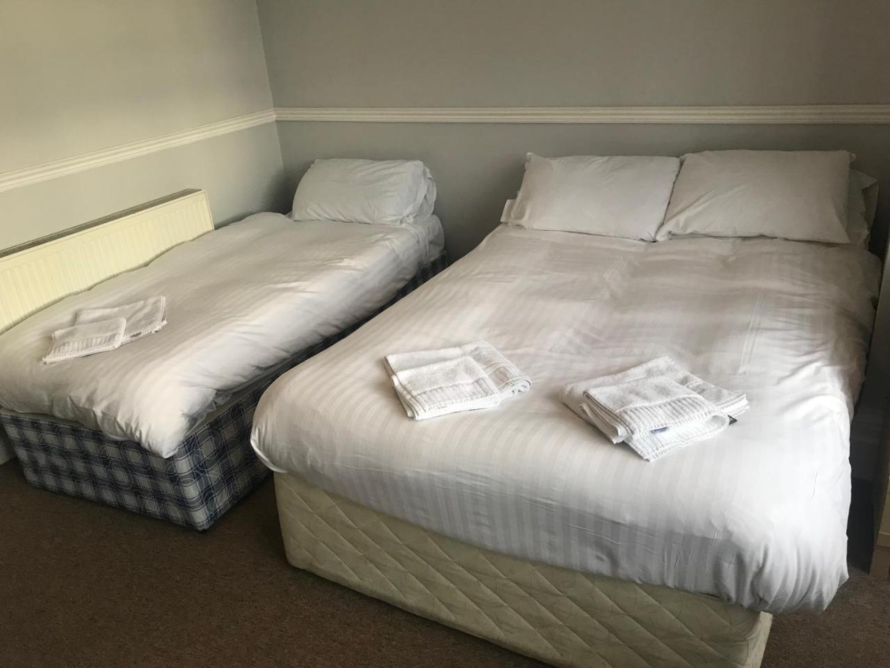 Queen Victoria Hotel Wolverhampton Bagian luar foto