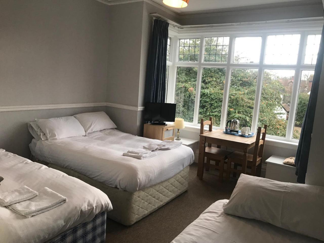 Queen Victoria Hotel Wolverhampton Bagian luar foto